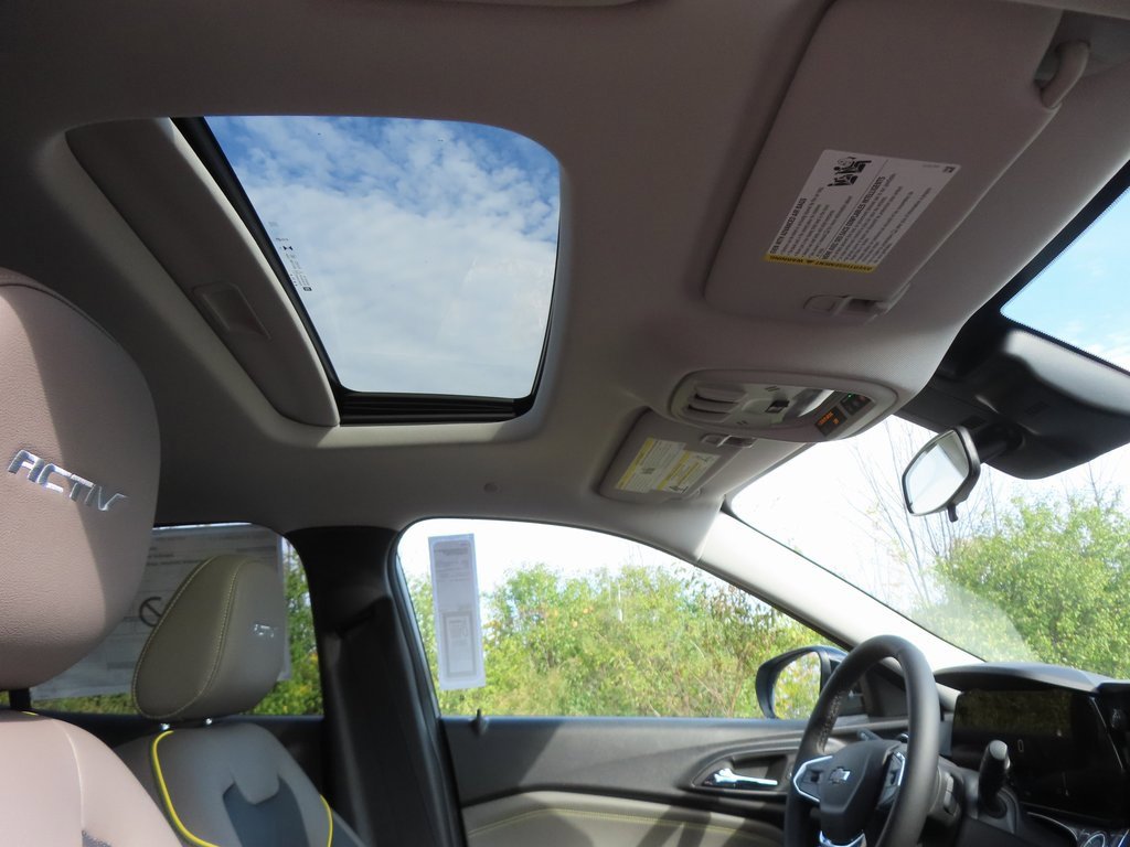 New 2026 Chevrolet Trax ACTIV w/ Sunroof Package image 7