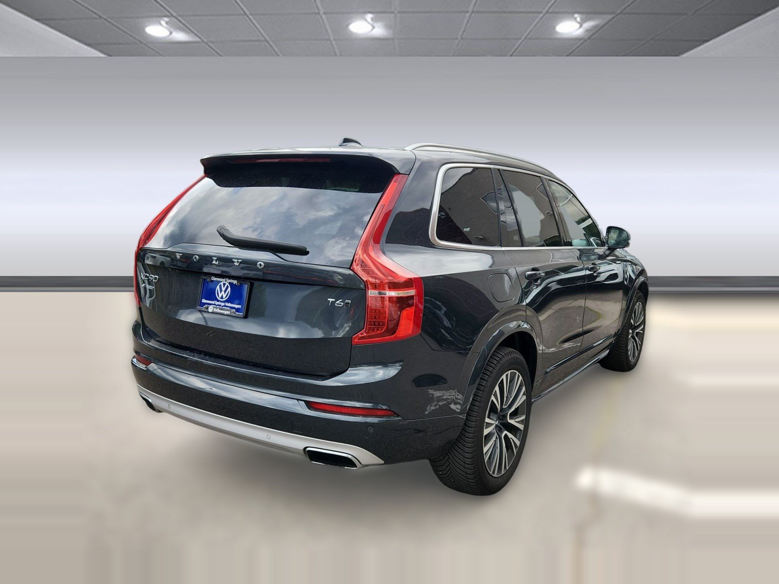 Used 2021 Volvo XC90 T6 Momentum AWD/4WD image 9
