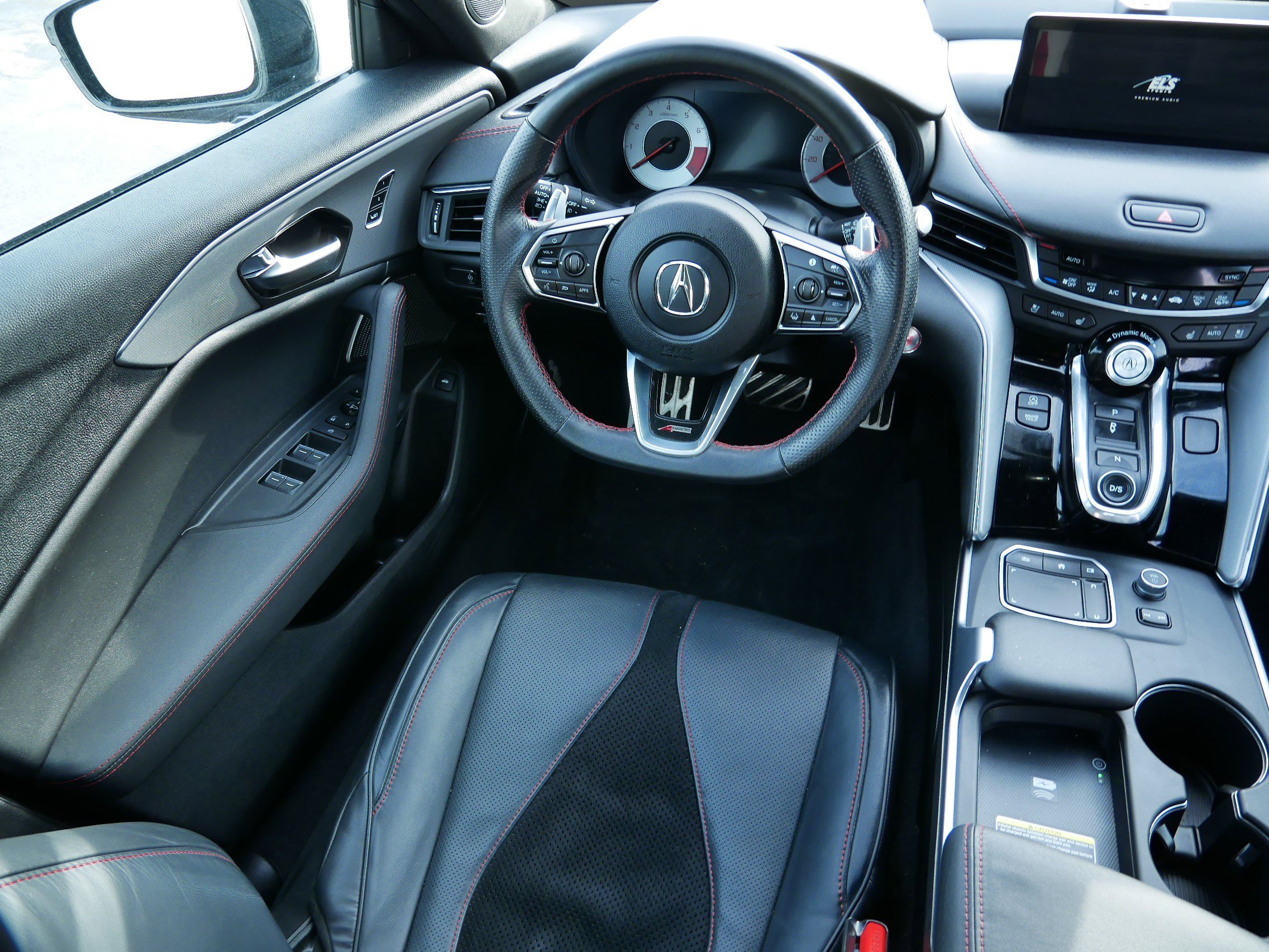 Used 2022 Acura TLX SH-AWD w/ A-SPEC Pkg image 9