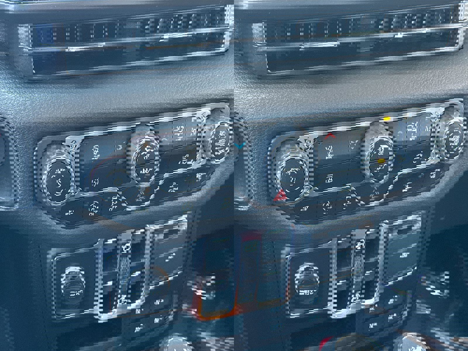 New 2025 Jeep Wrangler Unlimited Sport image 20
