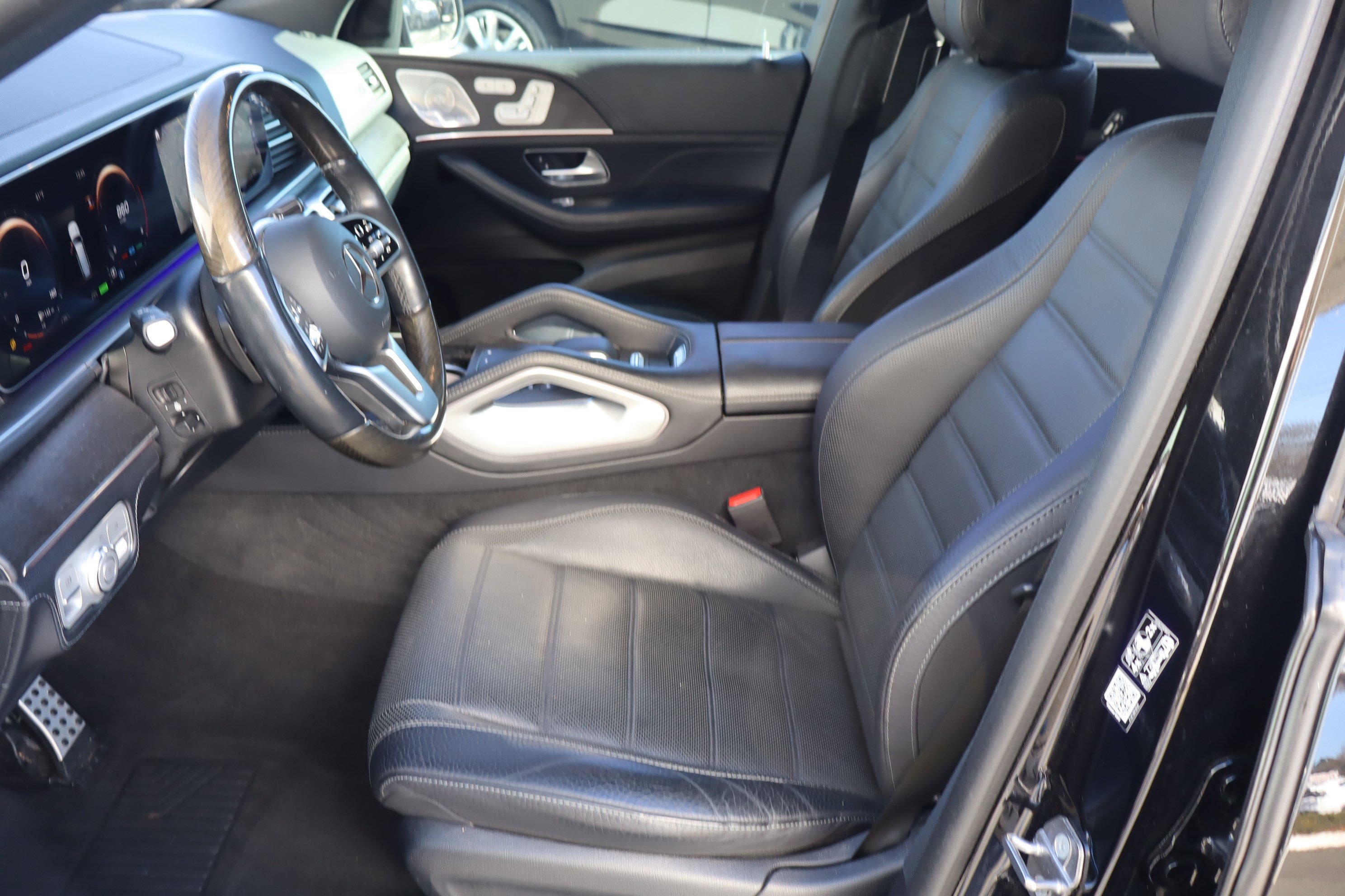 Used 2021 Mercedes-Benz GLS 580 4MATIC image 18