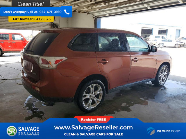 Used 2014 Mitsubishi Outlander SE FWD image 4