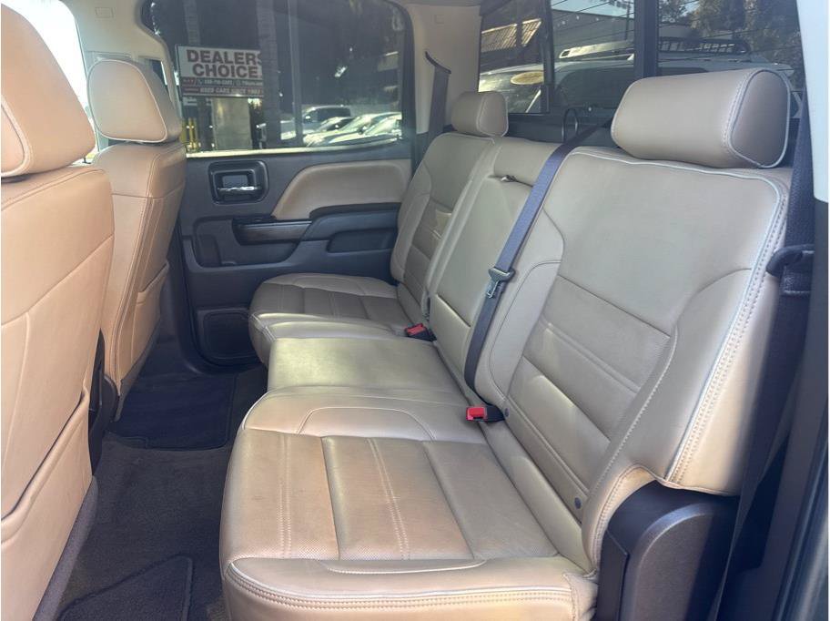 Used 2017 GMC Sierra 1500 Denali RWD image 9