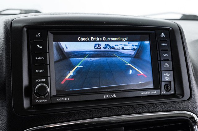 Used 2018 Dodge Grand Caravan SE w/ UConnect Hands-Free Group FWD image 19