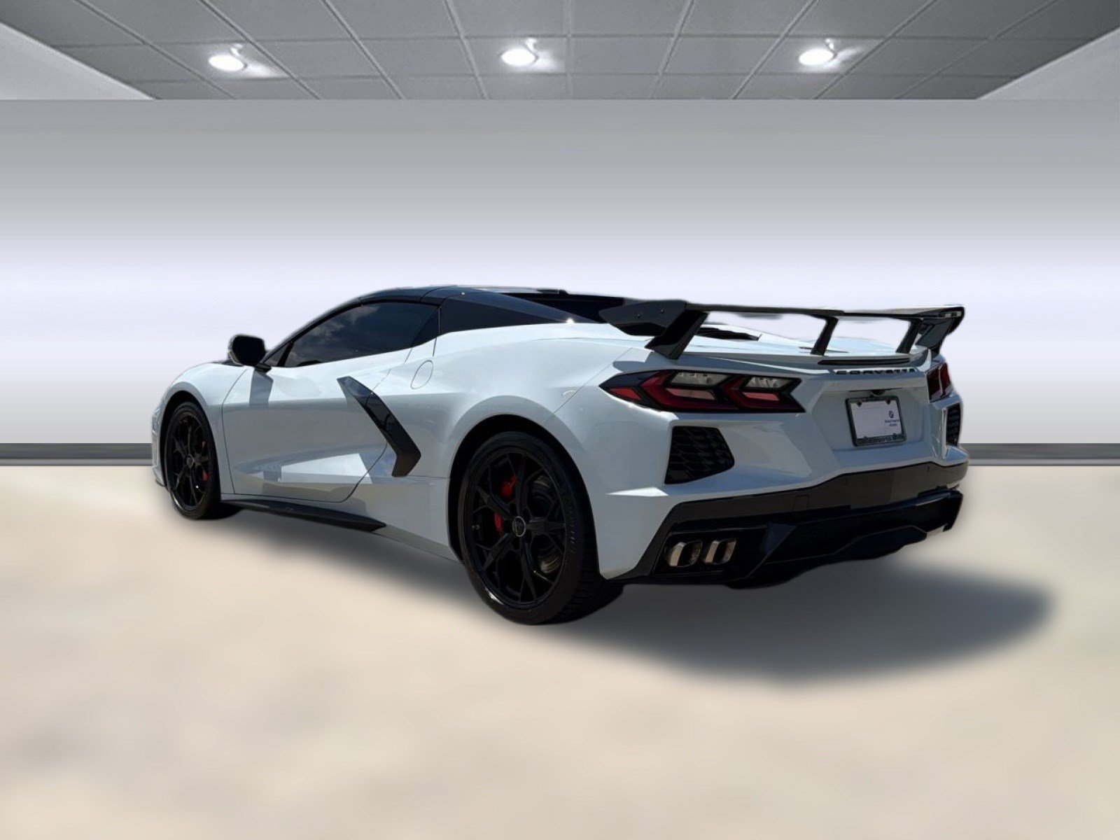 Used 2022 Chevrolet Corvette Stingray Premium Conv w/ Z51 Performance Package RWD image 3