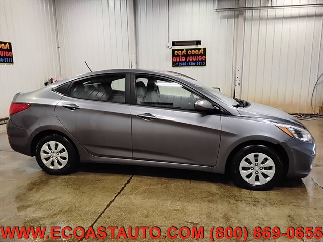 Used 2015 Hyundai Accent GLS FWD image 2
