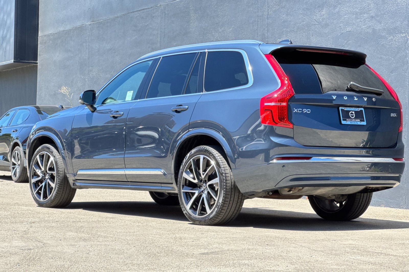 Used 2023 Volvo XC90 B5 Plus w/ Protection Package AWD/4WD image 7