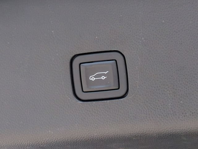 Certified 2023 Chevrolet Traverse LT FWD image 15