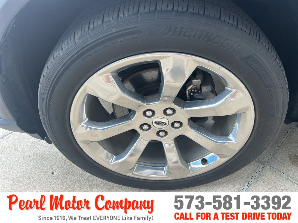Used 2020 Ford Explorer Platinum w/ Premium Technology Package AWD/4WD image 8