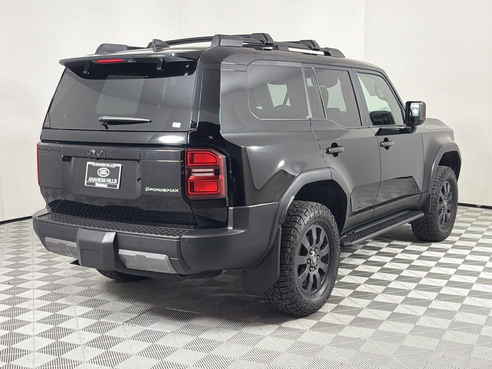 Used 2024 Toyota Land Cruiser w/ Premium Package image 5