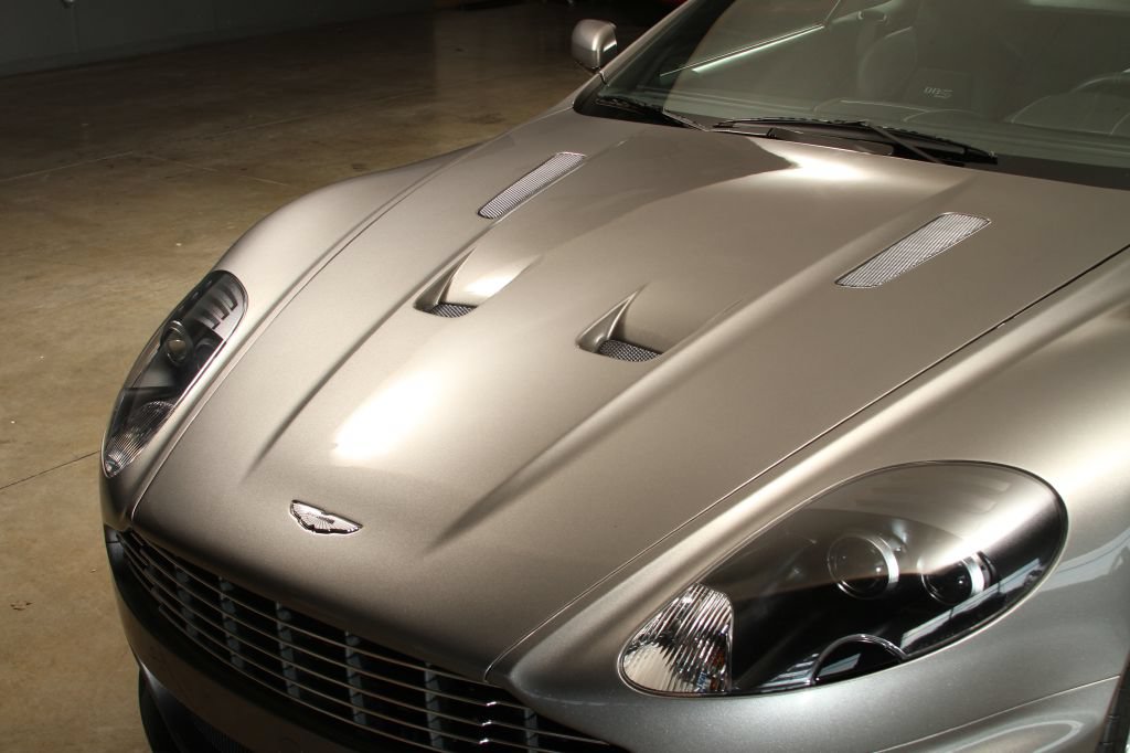 Used 2009 Aston Martin DBS Coupe RWD image 43