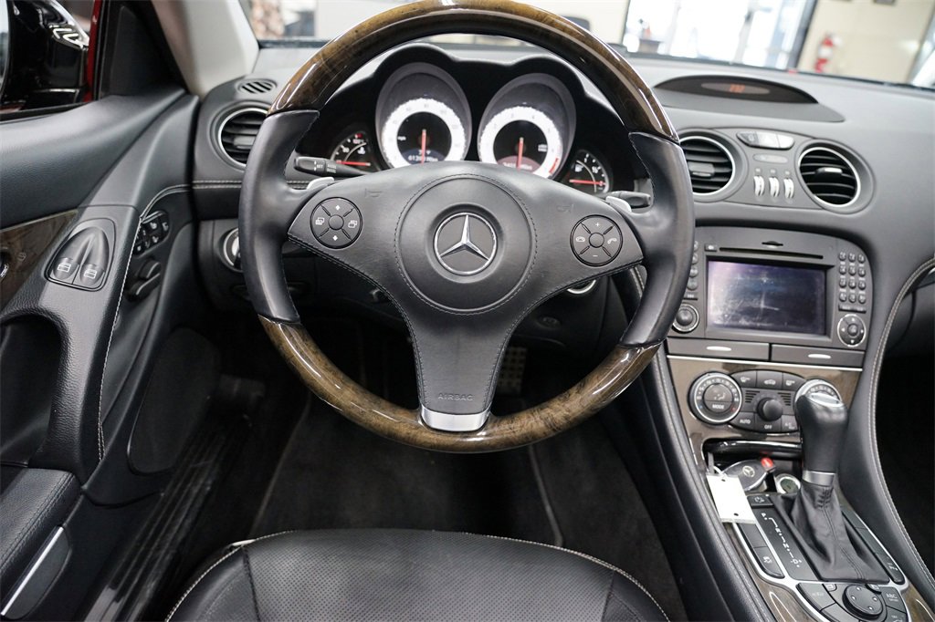 Used 2012 Mercedes-Benz SL 550 image 18