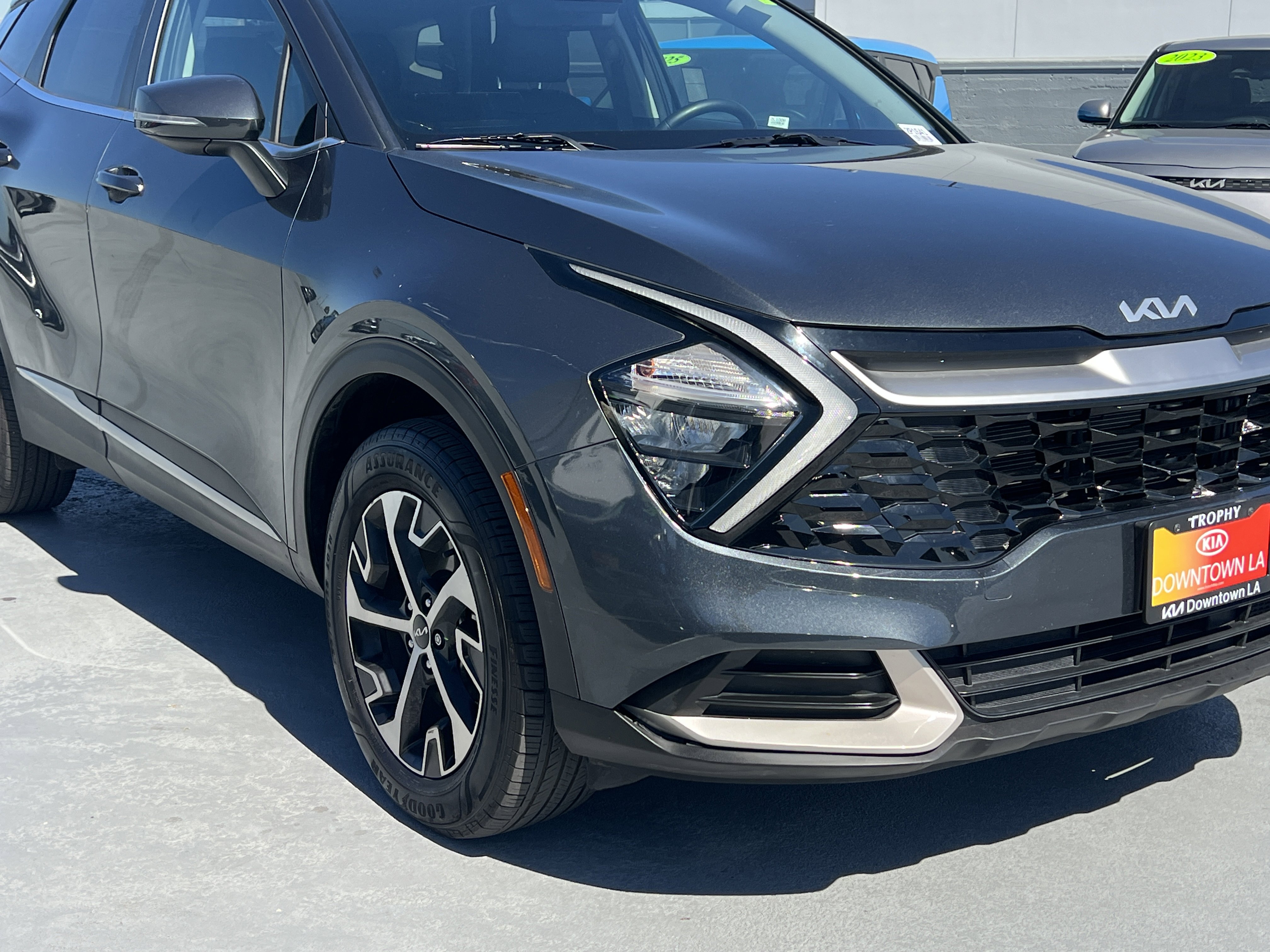 Used 2023 Kia Sportage EX image 11