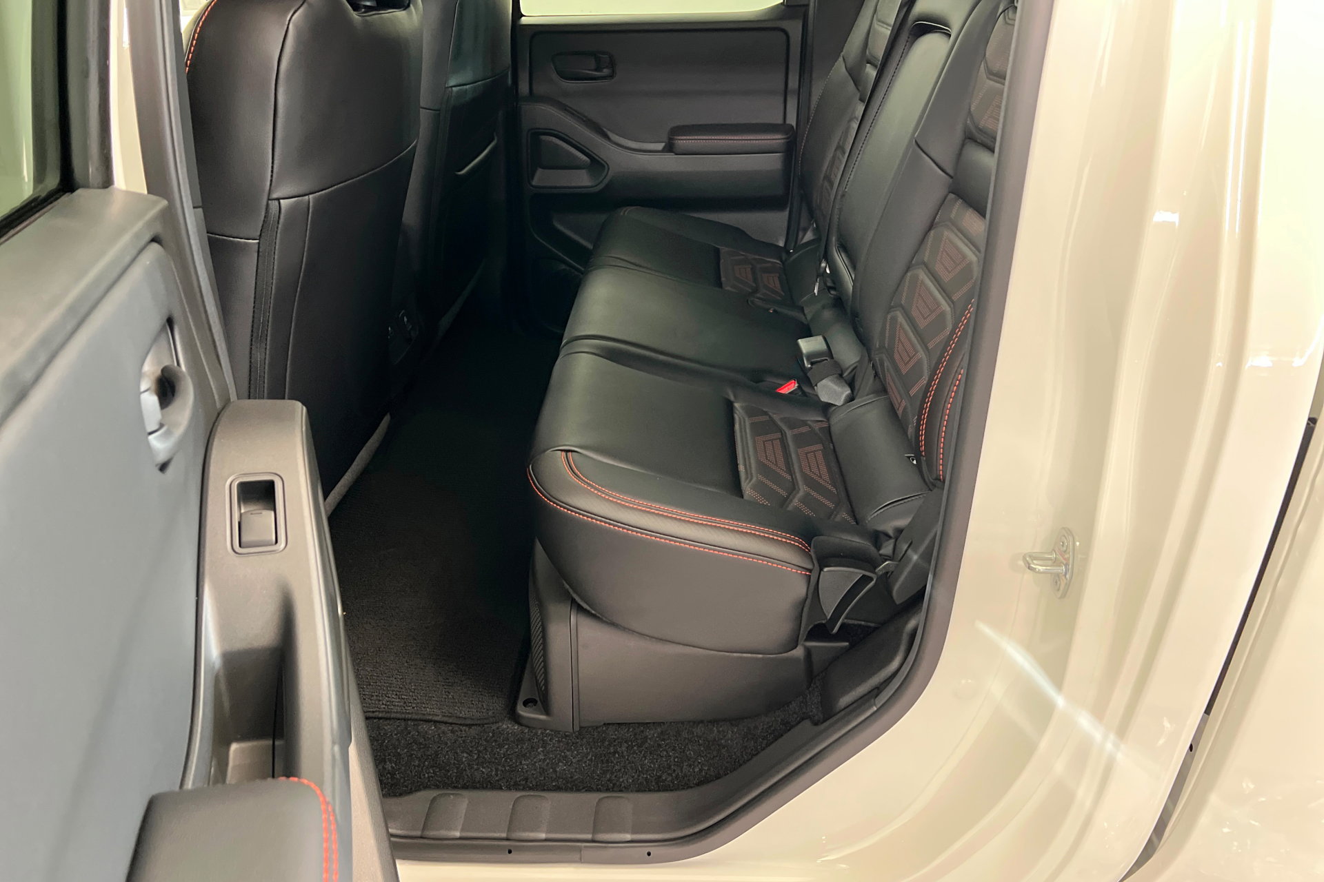 New 2026 Nissan Frontier PRO-4X w/ Pro Premium Package image 21