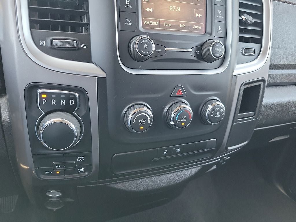 Used 2024 RAM 1500 Classic SLT AWD/4WD image 17