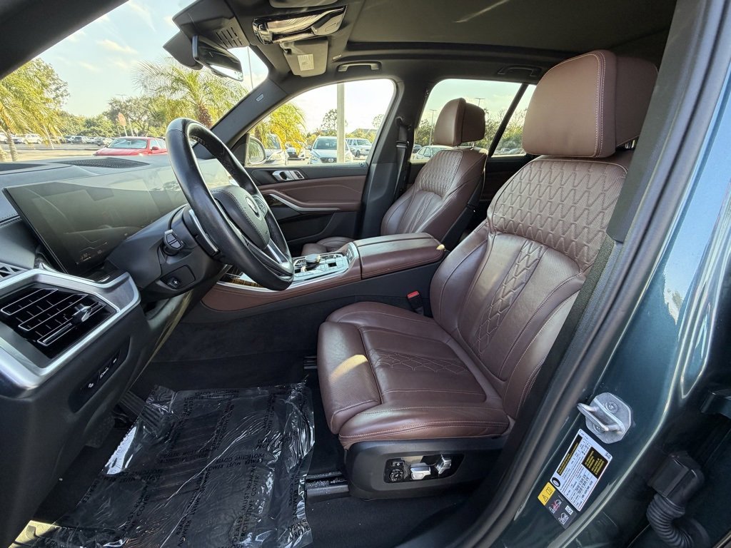 Used 2025 BMW X5 xDrive50e image 23
