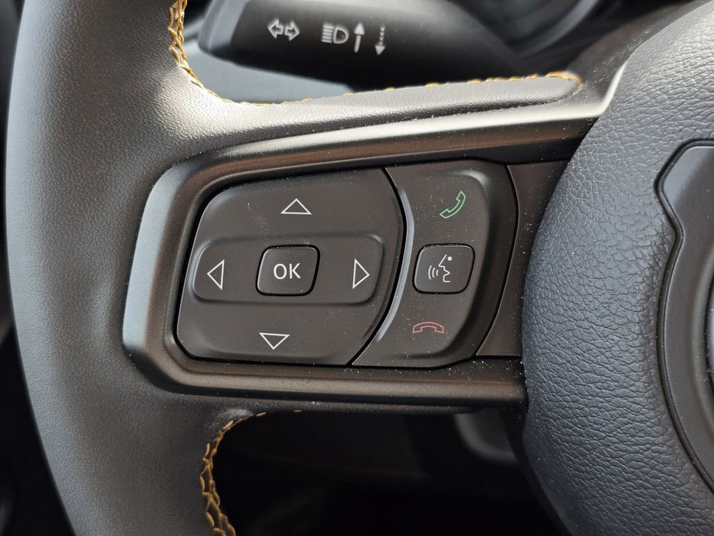 Used 2024 Jeep Wrangler Willys AWD/4WD image 29