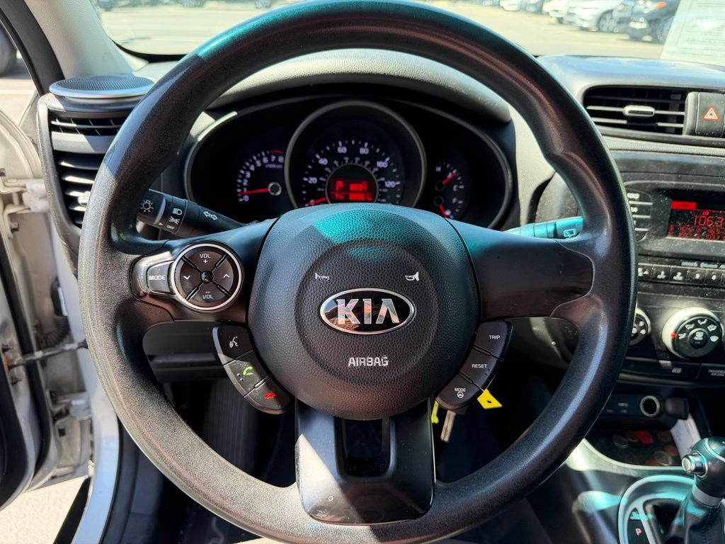 Used 2016 Kia Soul FWD image 10