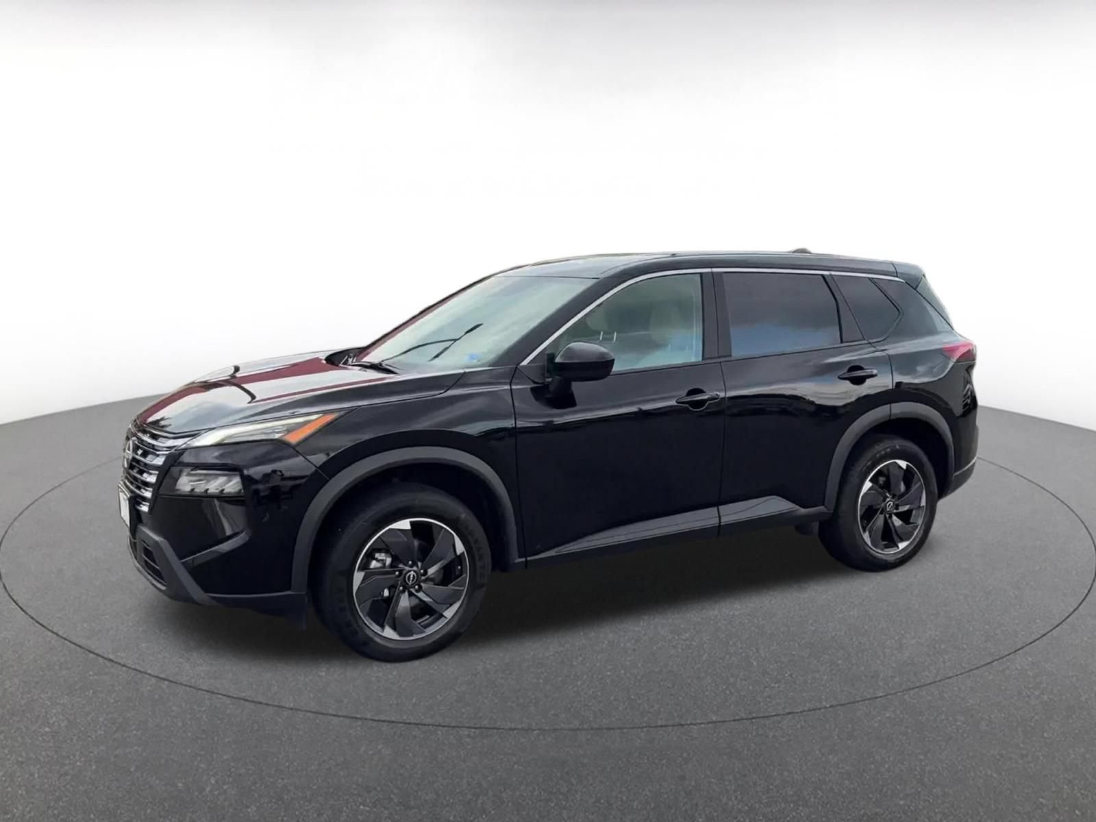 Used 2025 Nissan Rogue SV AWD/4WD image 6