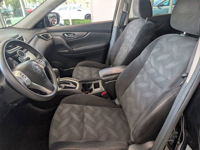 Used 2014 Nissan Rogue SV w/ SV Premium Package image 5