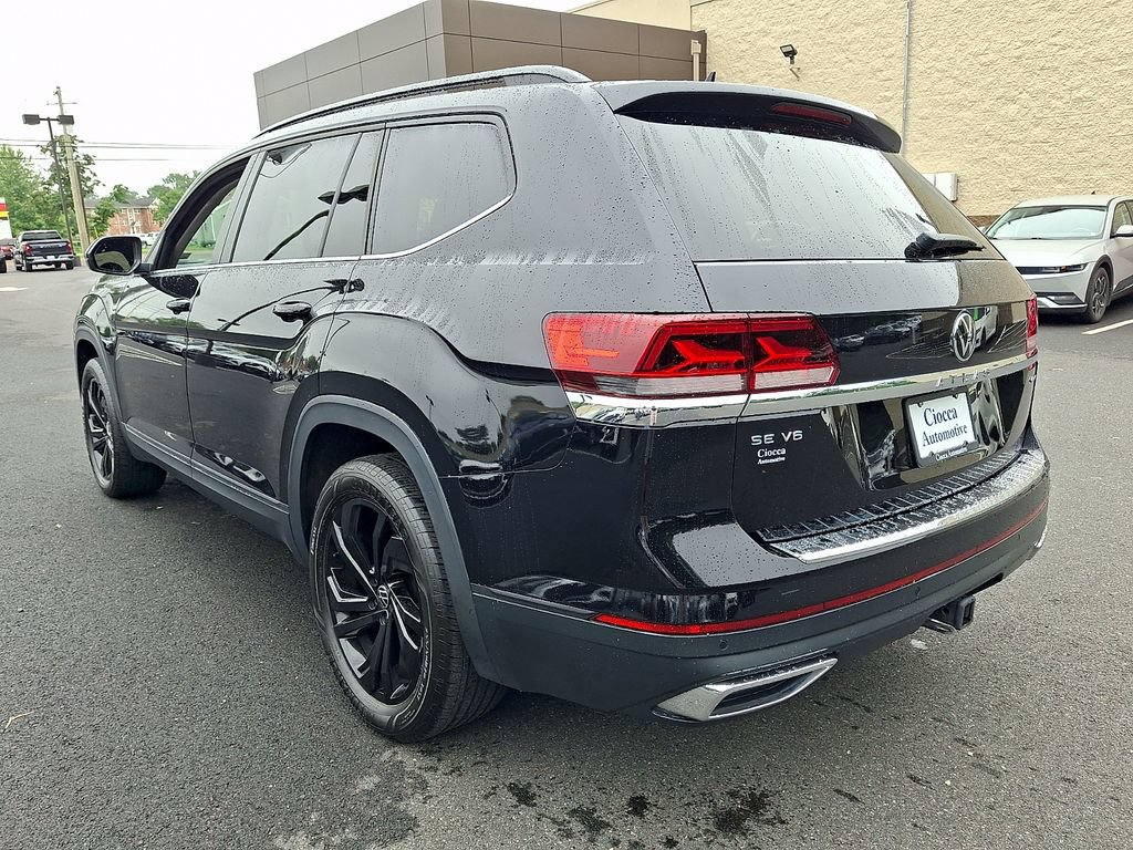 Used 2023 Volkswagen Atlas SE w/ Black Wheel Package AWD/4WD image 7