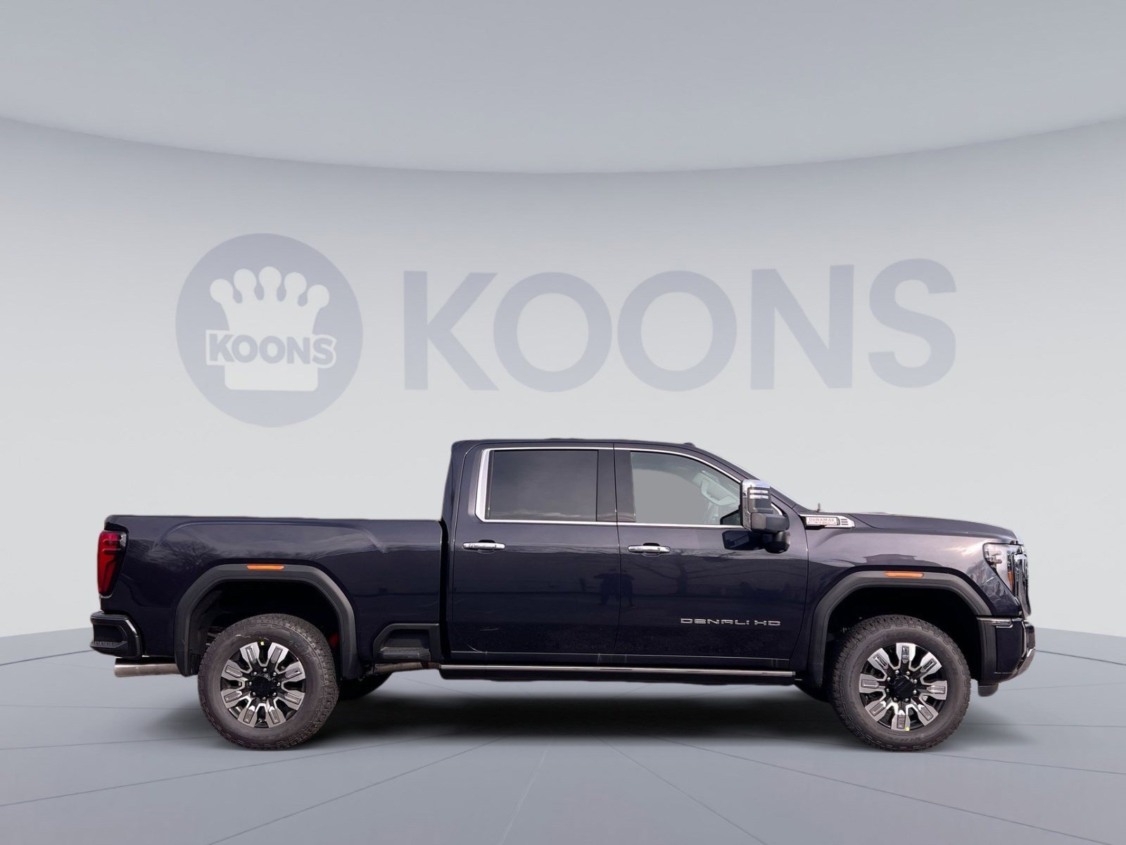 New 2026 GMC Sierra 2500 Denali w/ Denali Reserve Package image 8