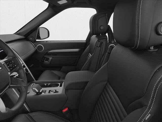 New 2024 Land Rover Discovery Dynamic SE image 6