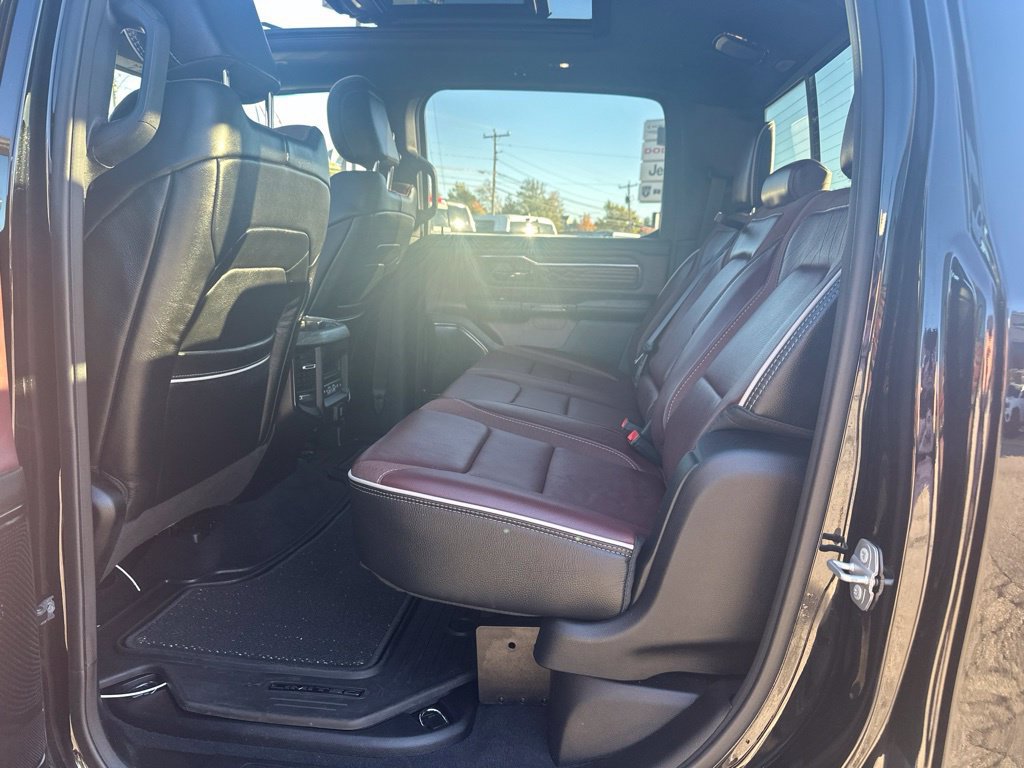 Used 2025 RAM 1500 Limited AWD/4WD image 35