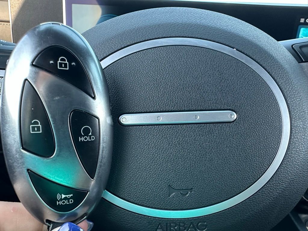 Used 2025 Hyundai Santa Cruz SEL image 30