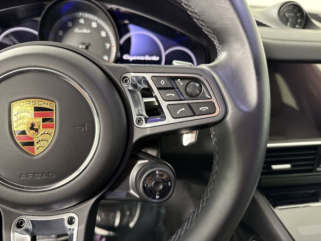 Certified 2023 Porsche Cayenne Turbo AWD/4WD image 39