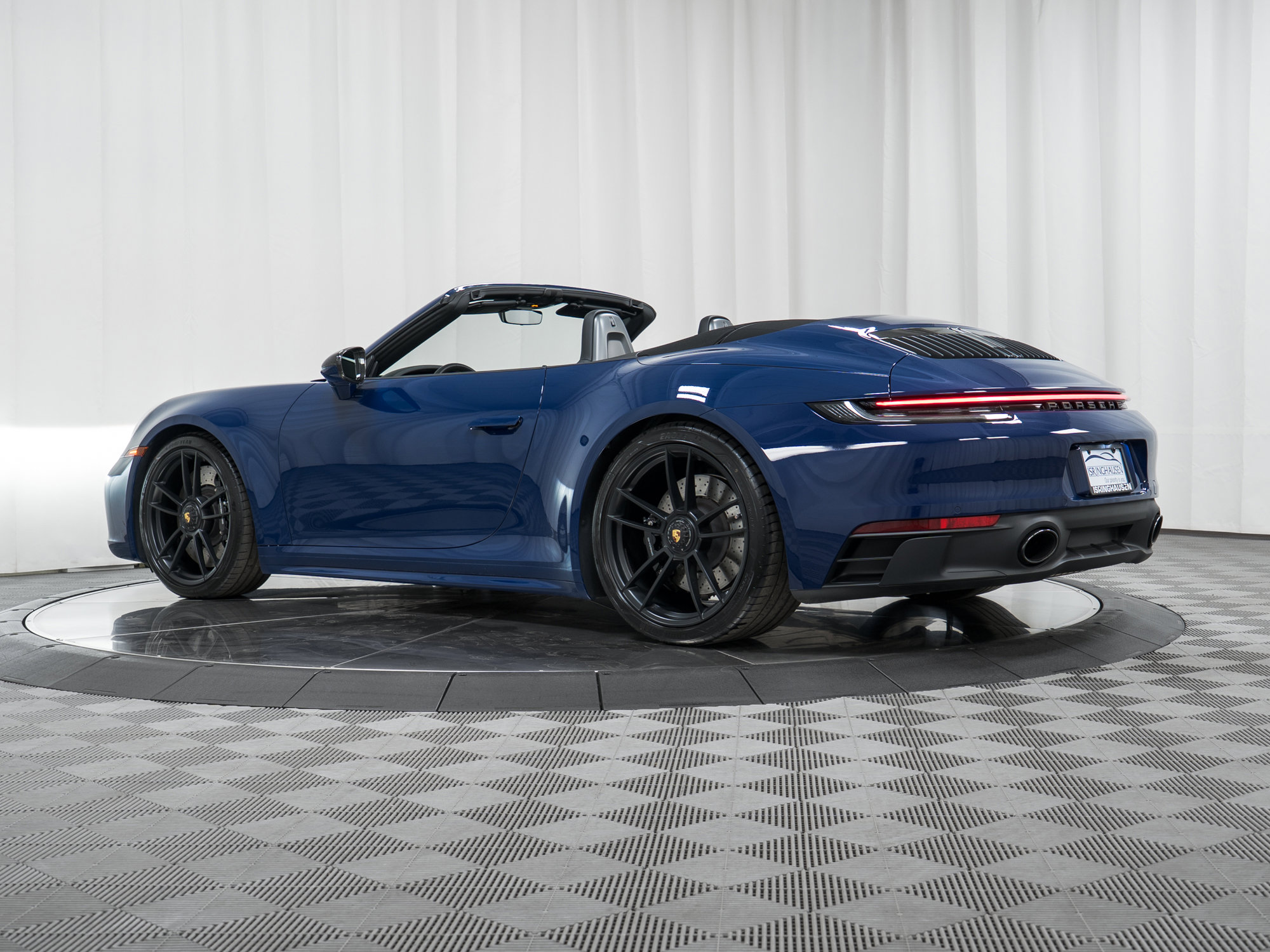 Certified 2022 Porsche 911 Carrera 4 GTS image 37