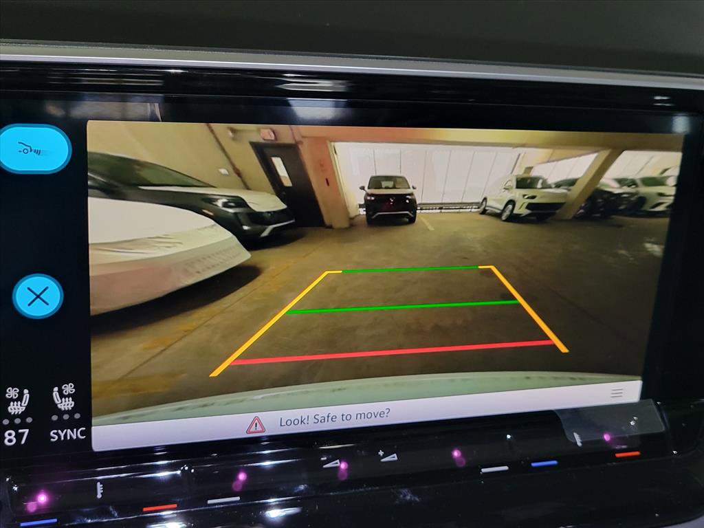 New 2026 Volkswagen Atlas SE image 9