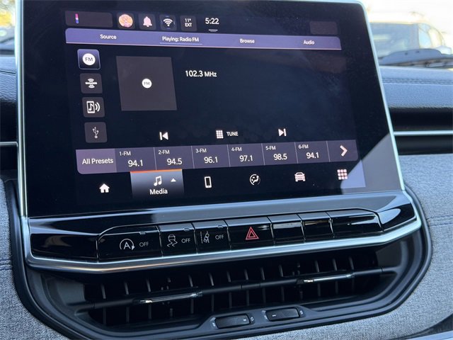 Used 2024 Jeep Compass Latitude image 16