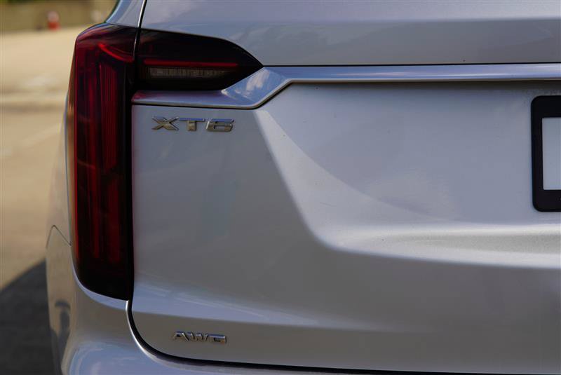 Used 2020 Cadillac XT6 Premium Luxury AWD/4WD image 38