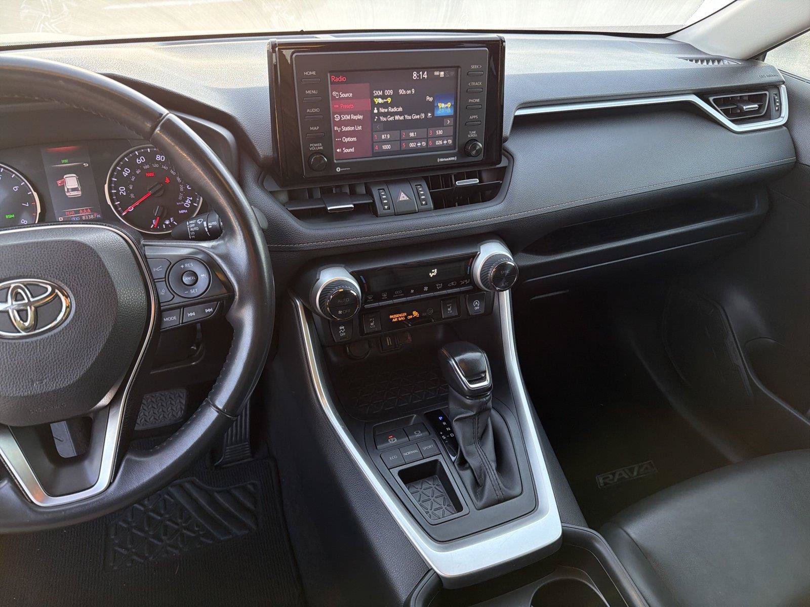 Used 2021 Toyota RAV4 XLE Premium FWD image 28