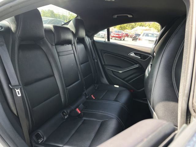 Used 2018 Mercedes-Benz CLA 250 image 28