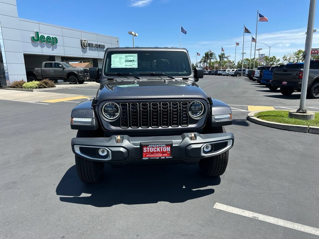 New 2026 Jeep Gladiator Mojave AWD/4WD image 9