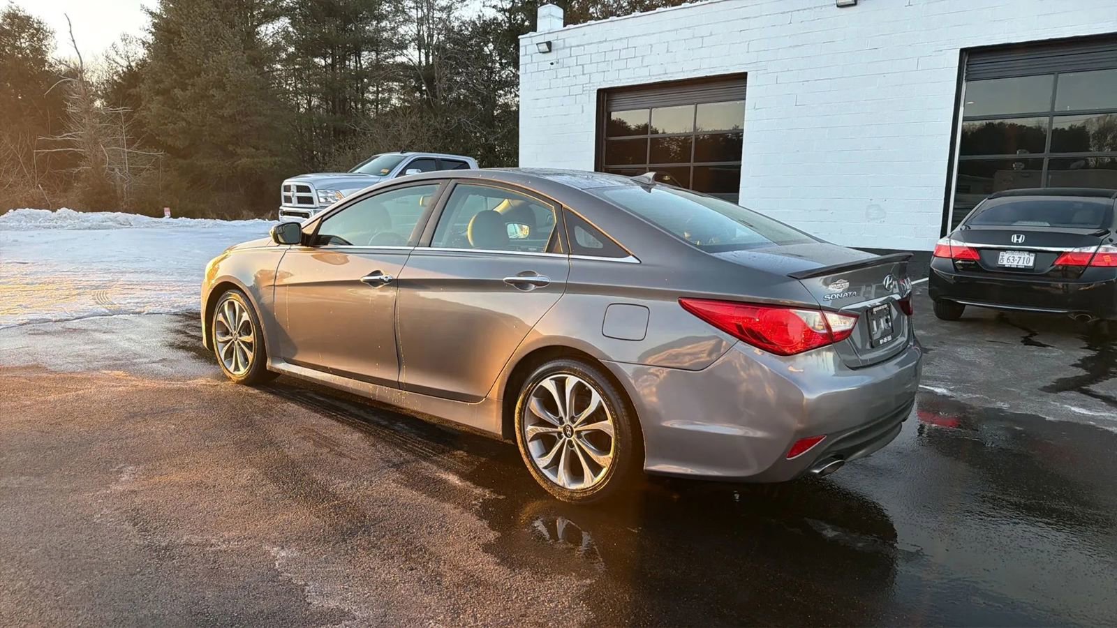 Used 2014 Hyundai Sonata SE image 5
