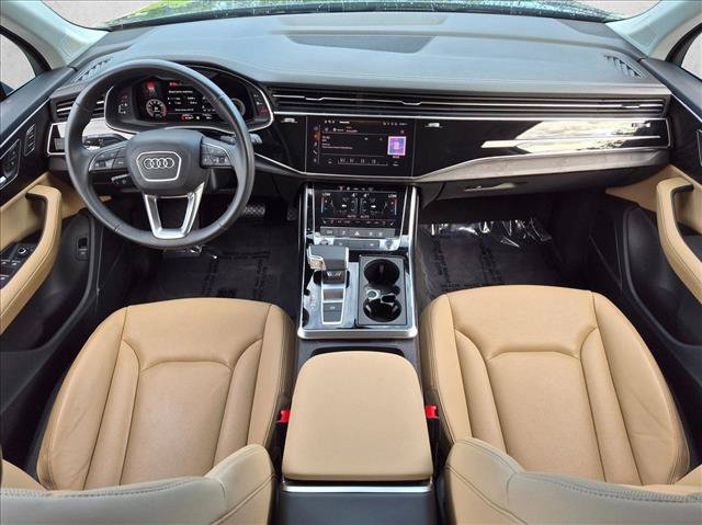 Certified 2023 Audi Q7 2.0T Premium Plus w/ Premium Plus Package AWD/4WD image 17