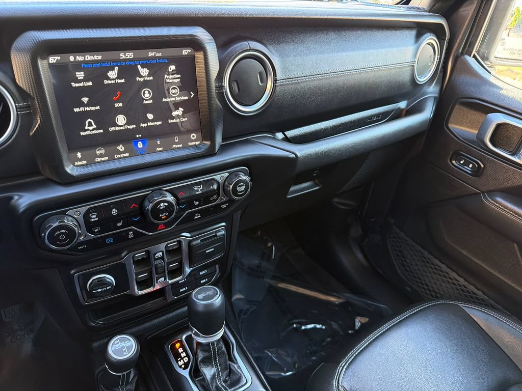 Used 2022 Jeep Wrangler Unlimited Sahara w/ Cold Weather Group AWD/4WD image 24
