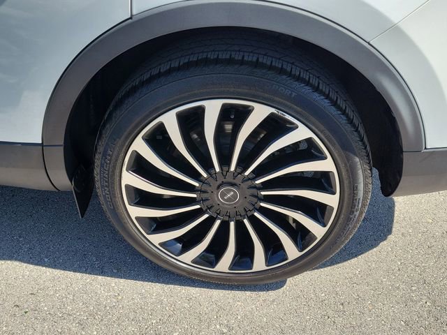 Certified 2023 Lincoln Nautilus Black Label w/ Class II Trailer Tow Package image 8