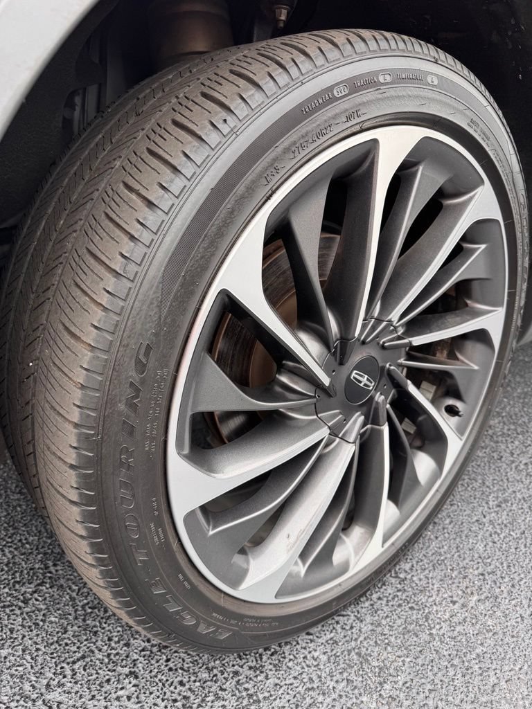 Used 2021 Lincoln Aviator Reserve w/ Equipment Group 202A AWD/4WD image 31