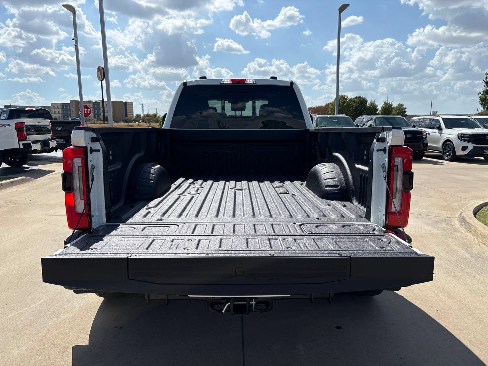 New 2026 Ford F450 Platinum w/ Platinum Plus Package AWD/4WD image 5