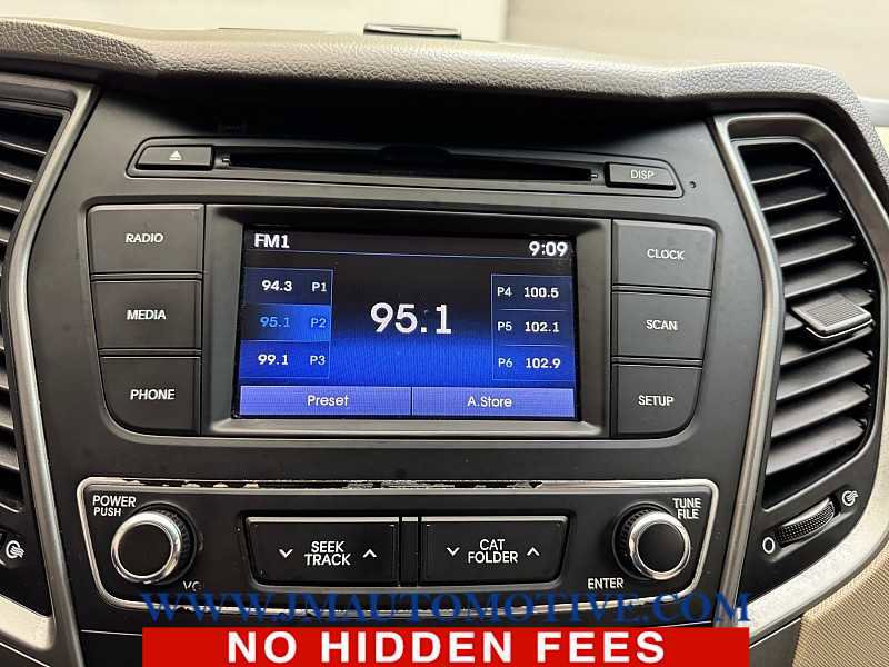 Used 2017 Hyundai Santa Fe Sport AWD/4WD image 22