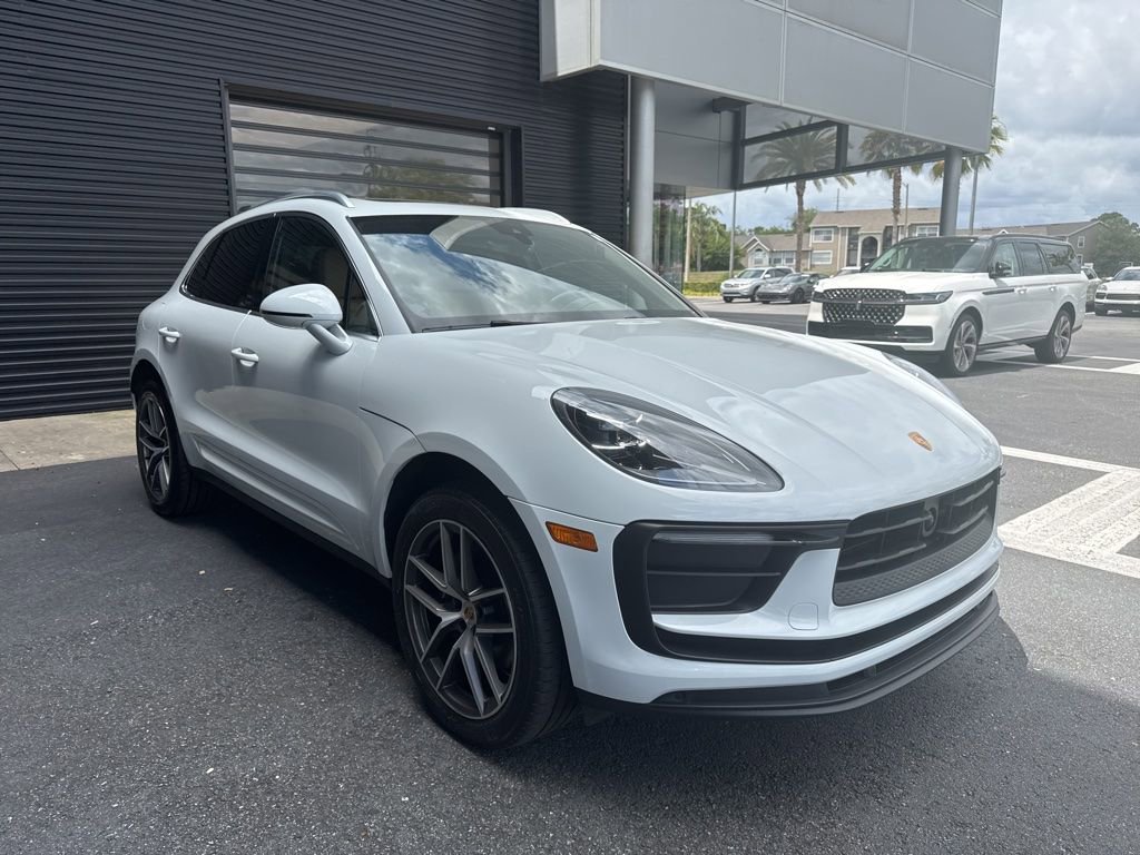 Certified 2023 Porsche Macan w/ Premium Package Plus AWD/4WD image 7