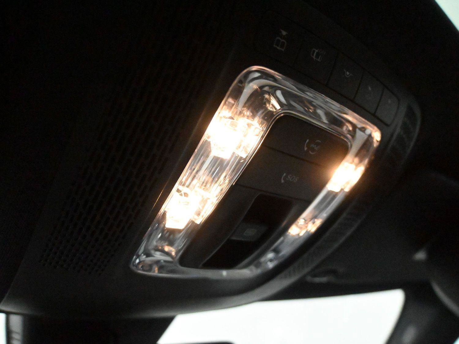 Used 2022 Mercedes-Benz A 220 4MATIC image 7