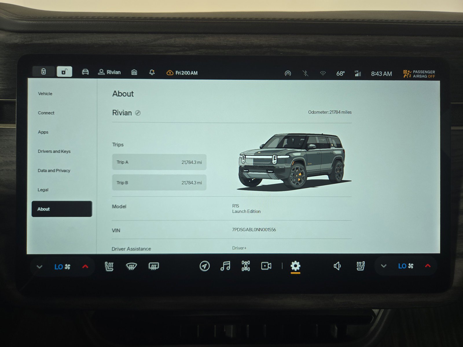 Used 2022 Rivian R1S Launch Edition image 29