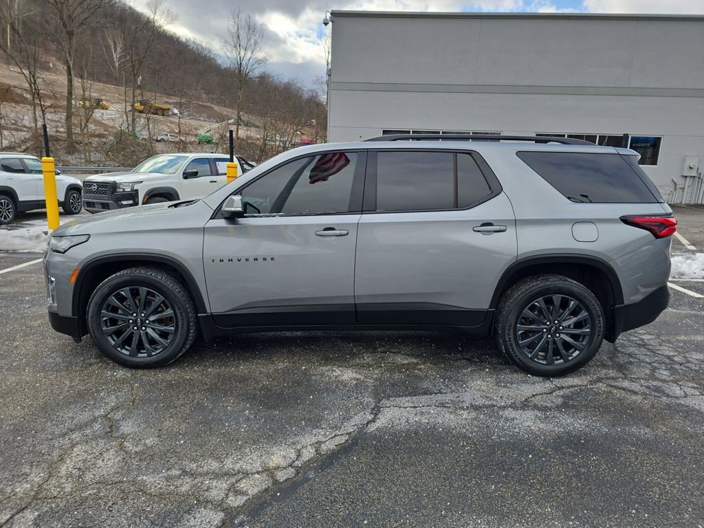 Certified 2023 Chevrolet Traverse RS w/ LPO, Floor Liner Package image 3
