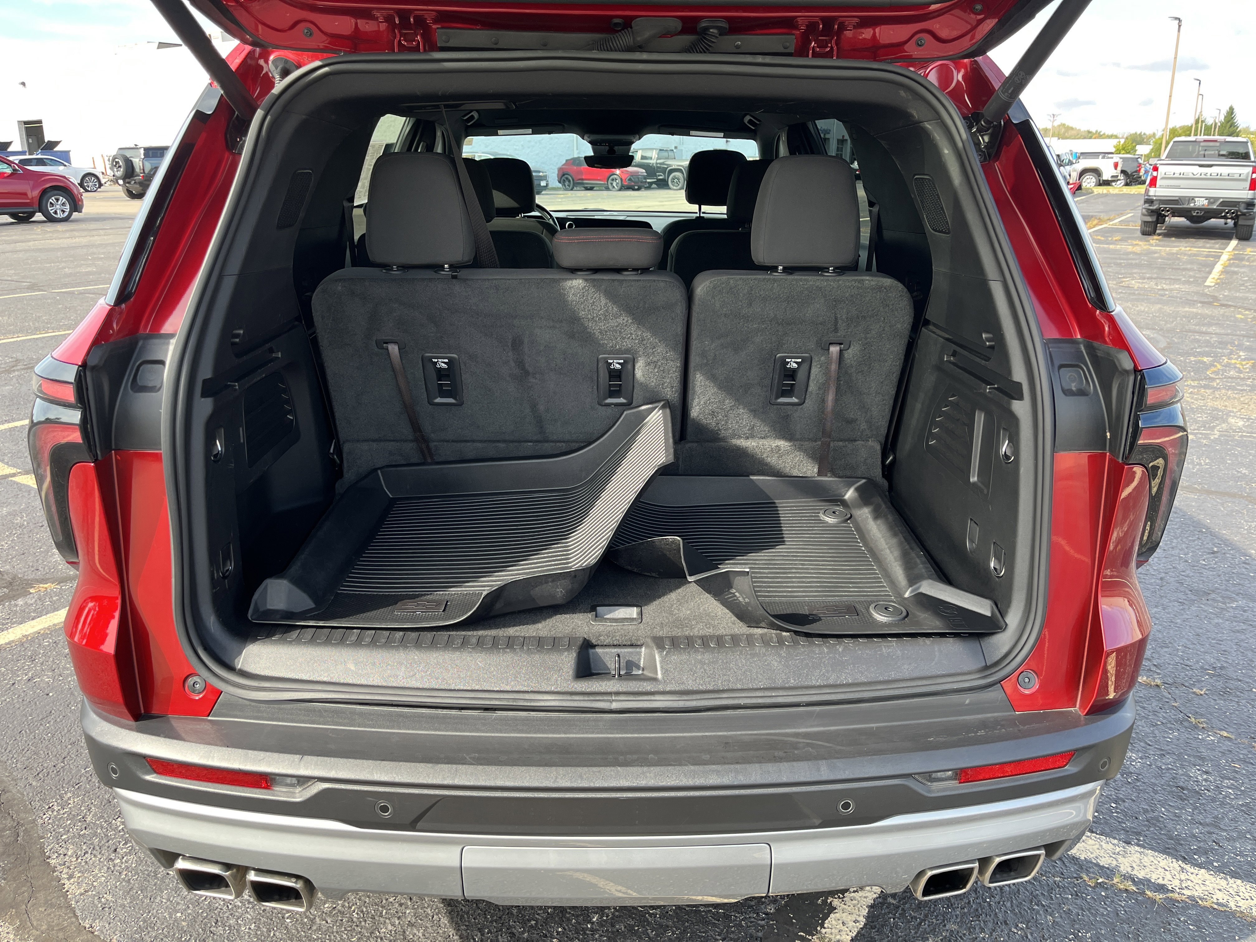 Used 2024 Chevrolet Traverse Z71 w/ Enhanced Driving Package image 20