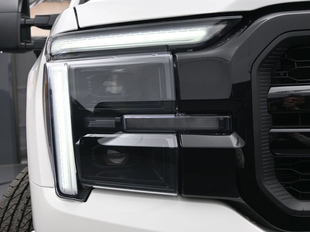 New 2026 Ford F150 Lariat w/ Equipment Group 502A High image 14